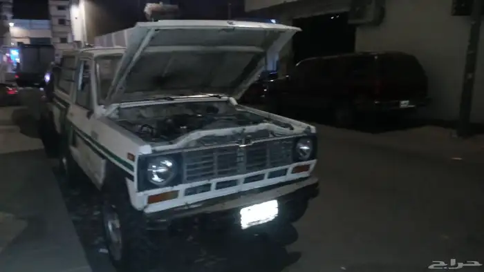 جيب نيسان مديل 1984 على السوم شغال نضيفه 2