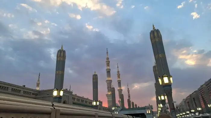 I am looking for an apartment  no more than 1000 riyals per 0