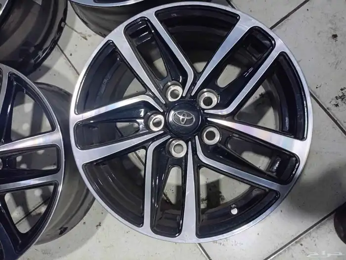 طقم جنوط كامري وكاله موديل2024 الحجم16 0