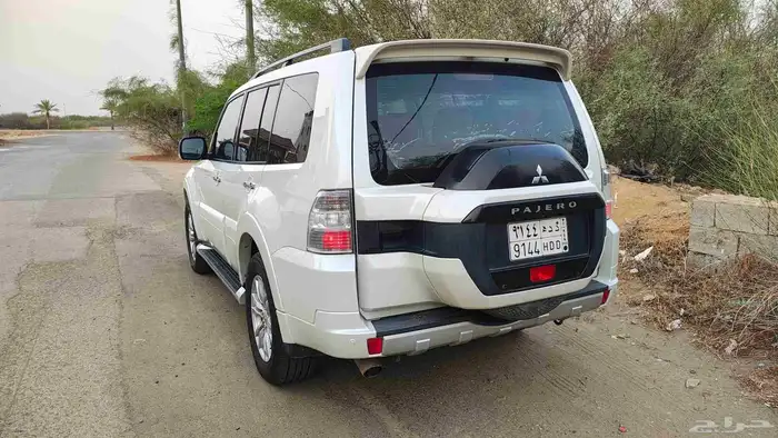 باجيرو 2017 فل كامل 3.8 2