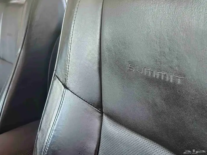 جيب جراند شيروكي ساميت 2014 9