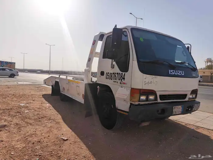 دينه ايسوزو 2002 NPR للبيع قطع تشليح جميع القطع والمحركات 1