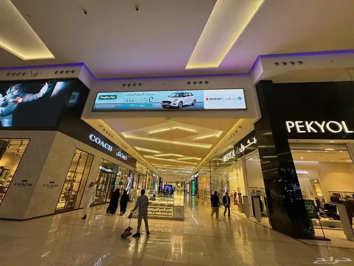 شاشات عرض LED كبيرة مقاسات حسب الطلب داخلي وخارجي 8