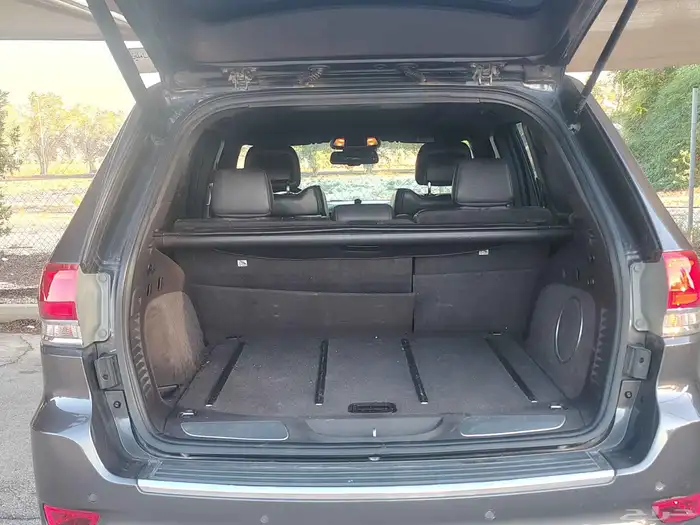 جيب جراند شيروكي ساميت 2014 2