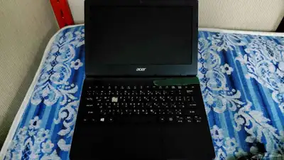 لابتوب شغال ما فيه اي شي بس كسرا وا حرف e مو موجود باقي خاص index