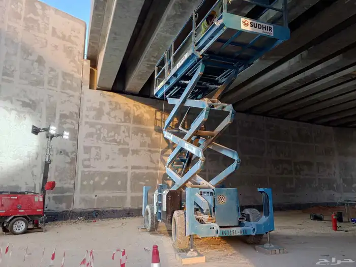 شركه ميسكو لتاجير المعدات الثقيله الرافعات الشوكيه كرينات 2