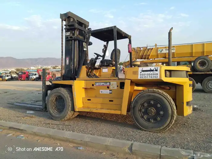 رافعة شوكية فوركلفيت للايجار 0