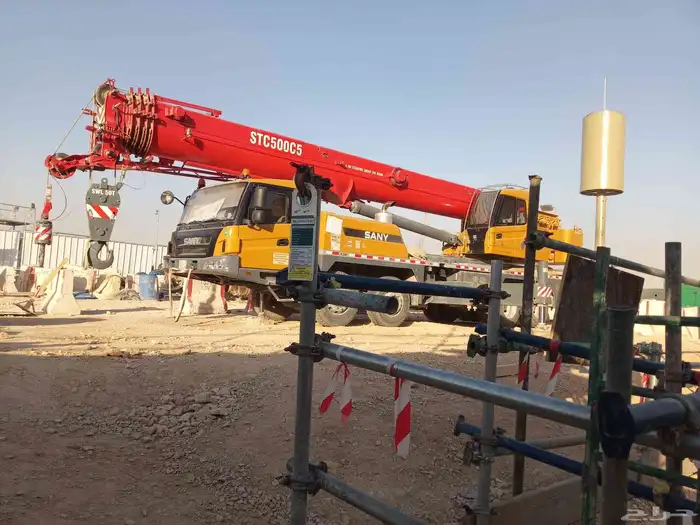 ابو احمد لتاجير المعدات الثقيله كرينات جميع انواعها 4