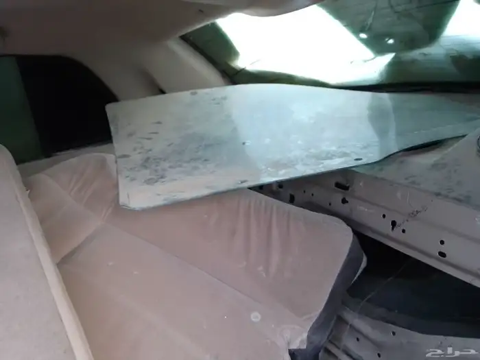 فورد فكتوريا قطع غيار موديل 2002 16