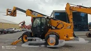 رافعه تلسكوبيه للايجار الشهري واليومي 0