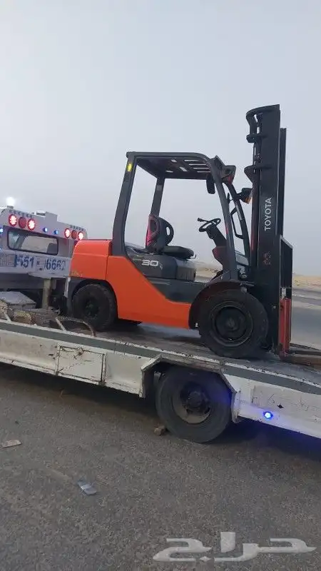 للإيجار رافعة شوكية فوركلفت وكرين شهري يومي سنوي 3