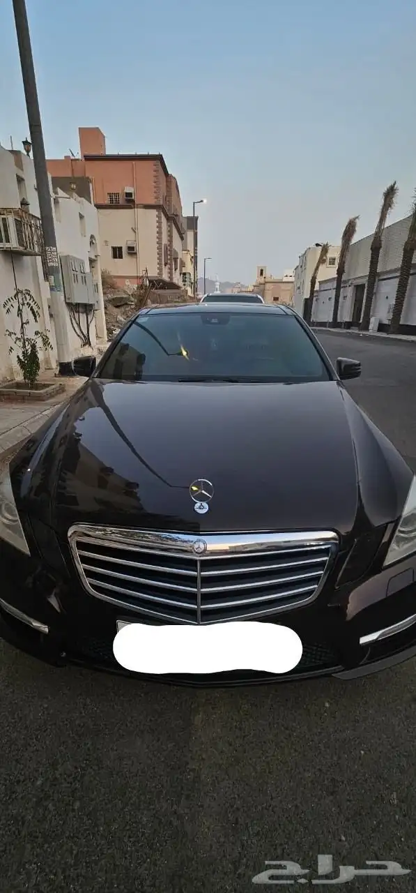 مرسيدس E 300 الموديل 2013 فل كامل 1