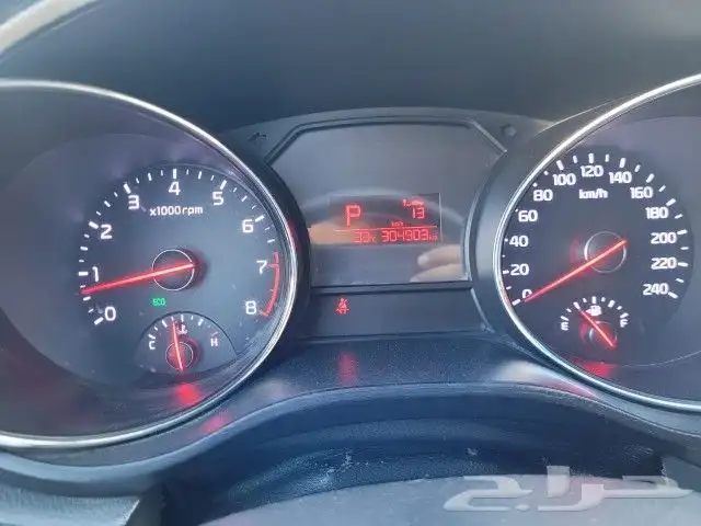 كياء كرنفال موديل 2016 17