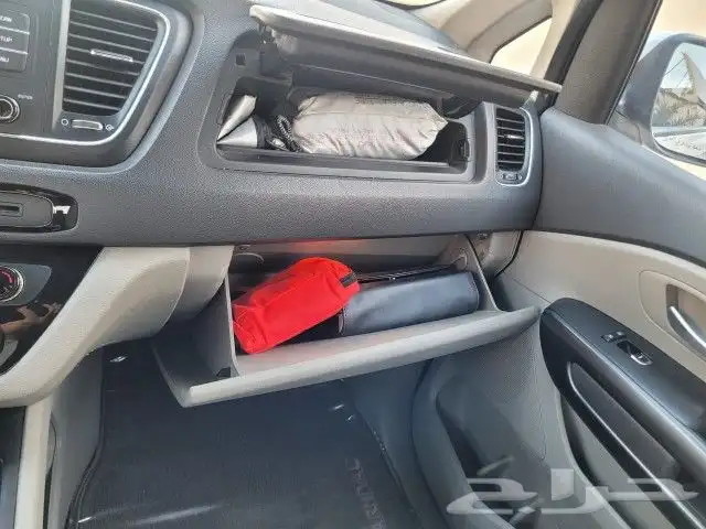 كياء كرنفال موديل 2016 24