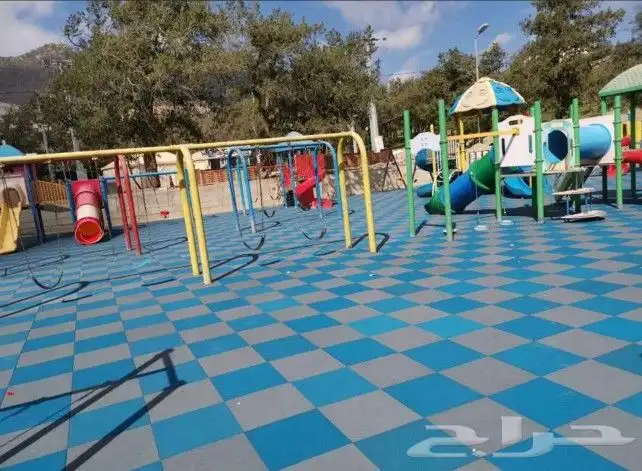 توريد وتركيب ملاعب كرة قدم وحدايق عشب صناعي وارضيات مطاطية 9