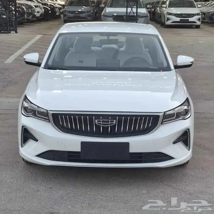 جيلي ام جراند 2026 8