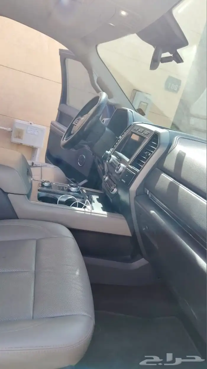 فورد اكسبيدشن XLT 2019 8