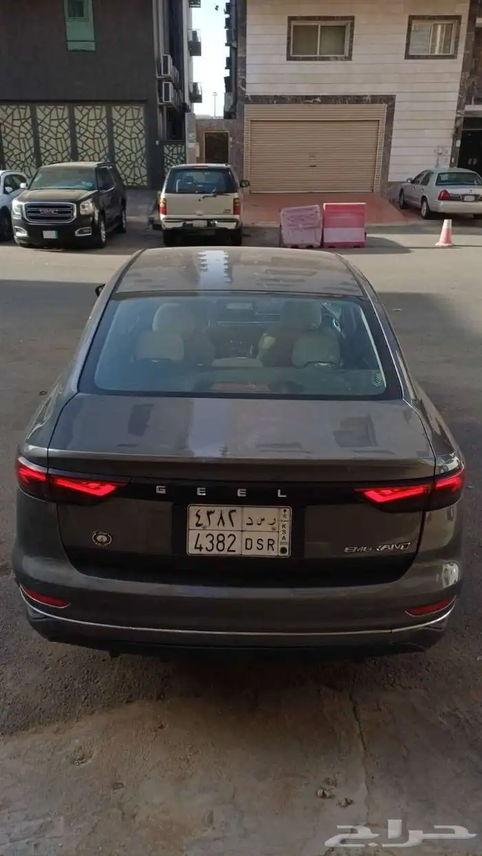 جيلي امجراند 7 2023 ستاندر 2