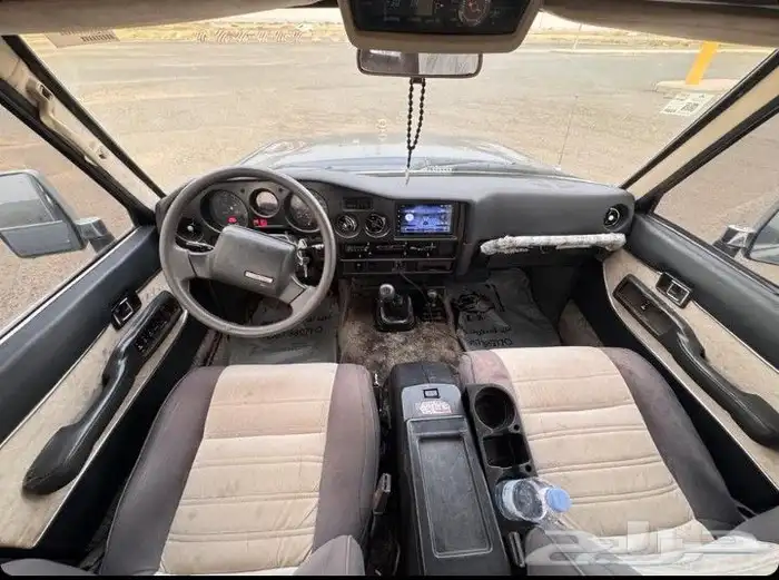 لاندكروزر صالون VX كلاسيك فل 5