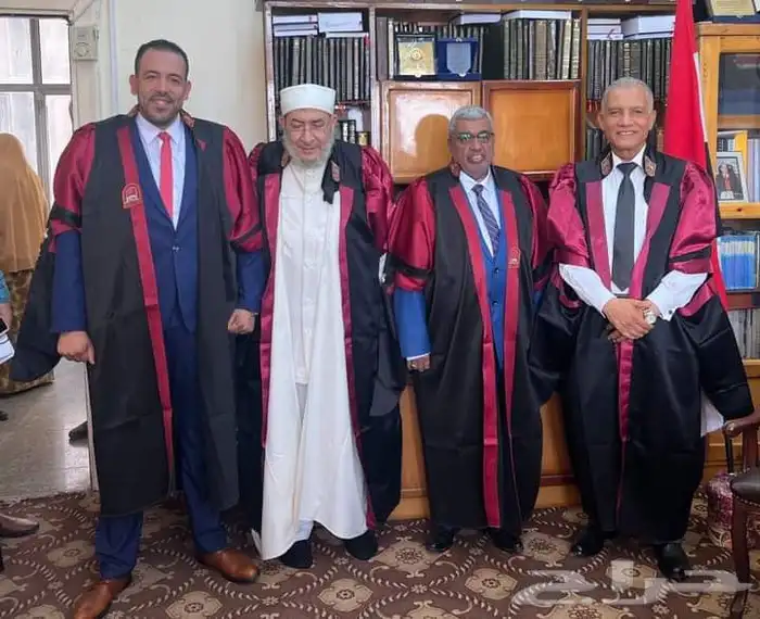 معلم يحمل الدكتوراه خبرة 15 تأسيس قراءة وكتابة ورياضيات وانج 1