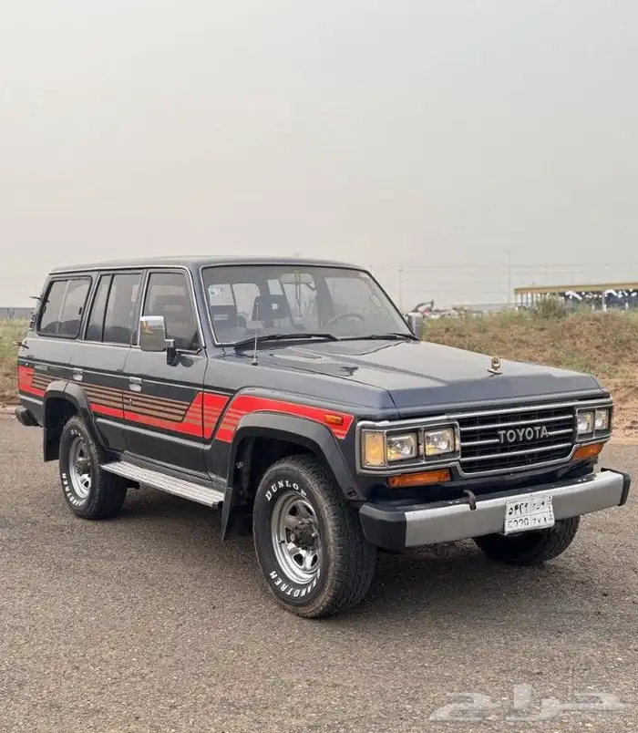 لاندكروزر صالون VX كلاسيك فل 2