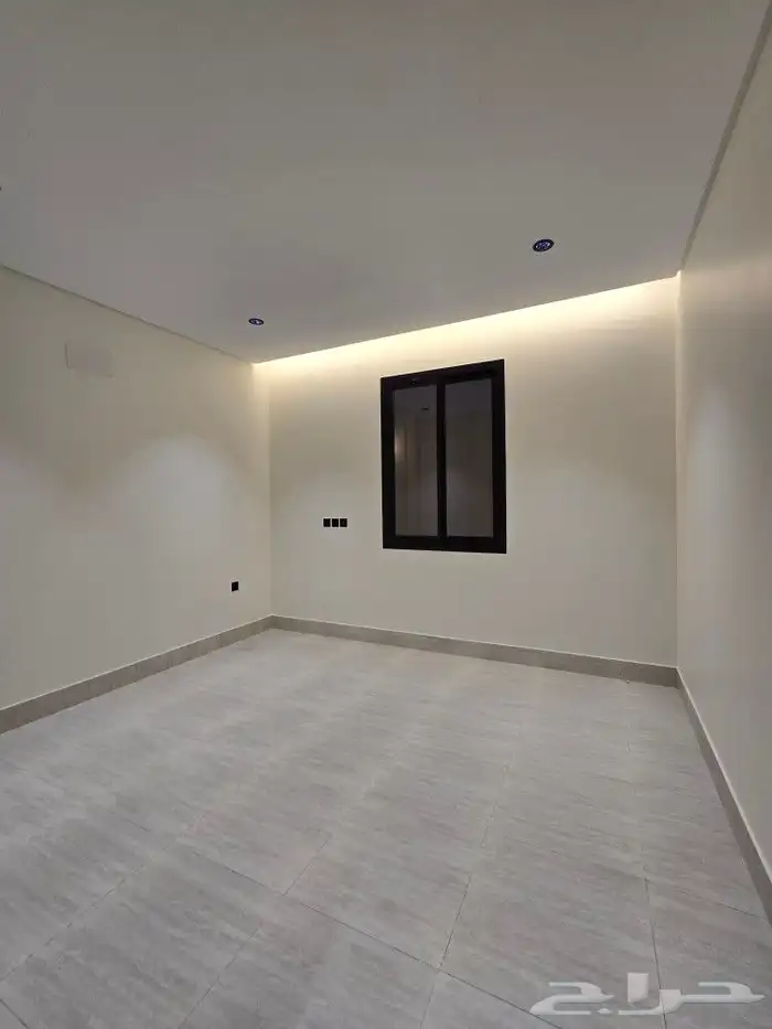 للبيع شقق علويه وارضيه 6غرف من 520 ألف أبها حي العروبه 16