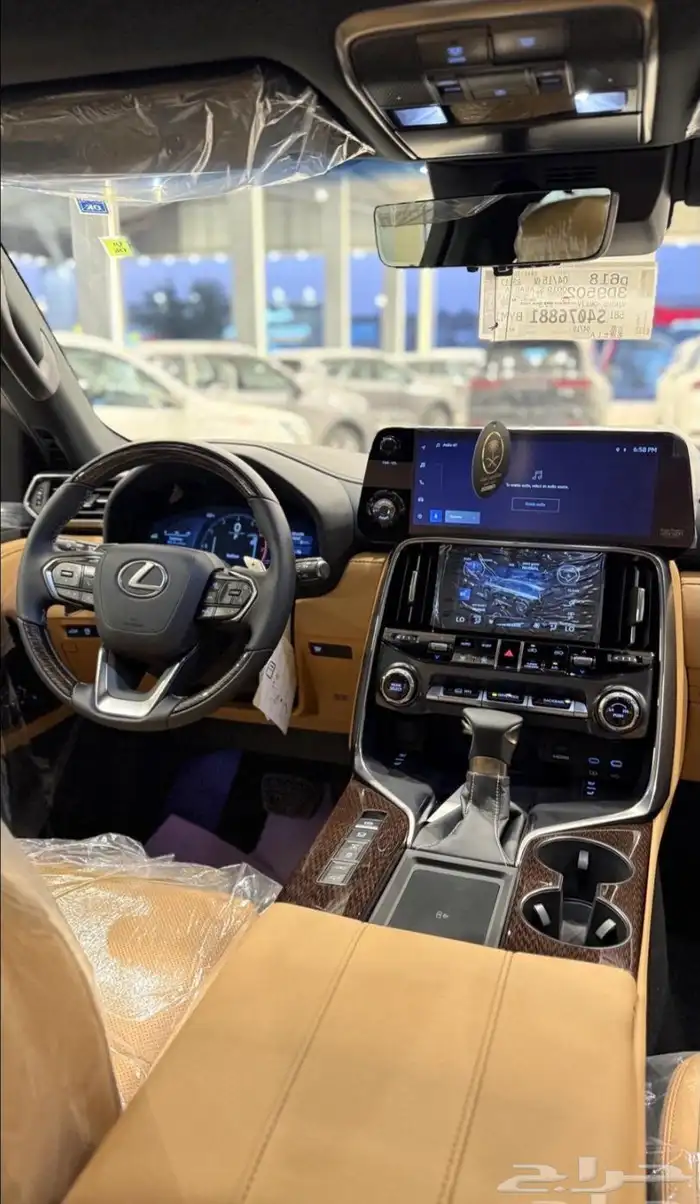 لكزس LX600 BB سعودي اسود وابيض دخليه جملي ( 2025 ) 25