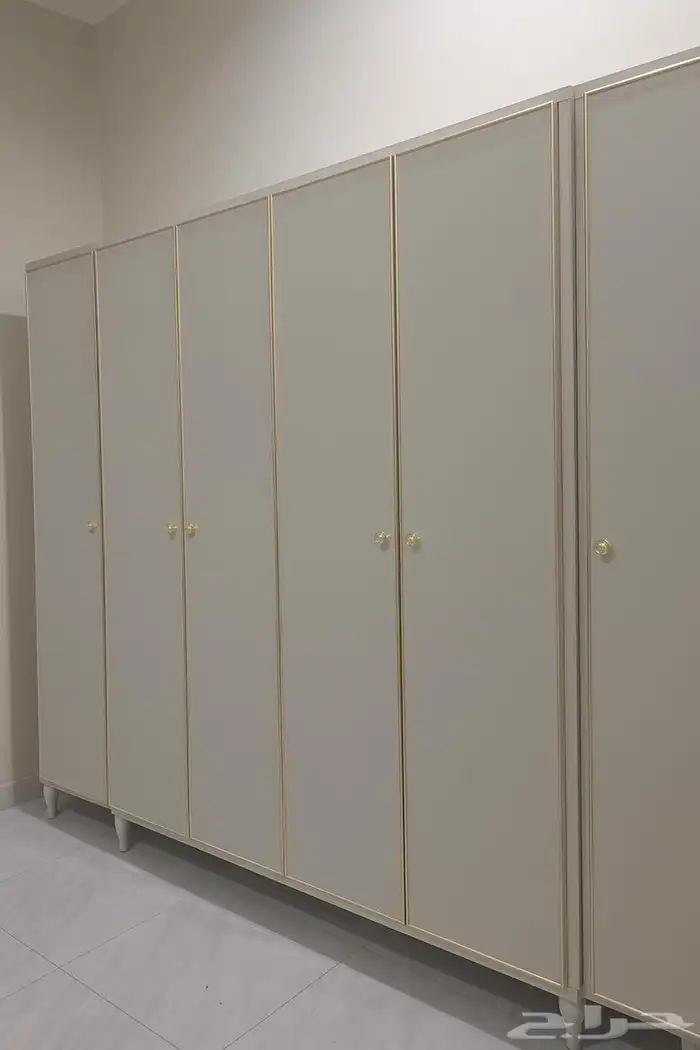 درج ملابس من سيتي دبليو نظيف 0