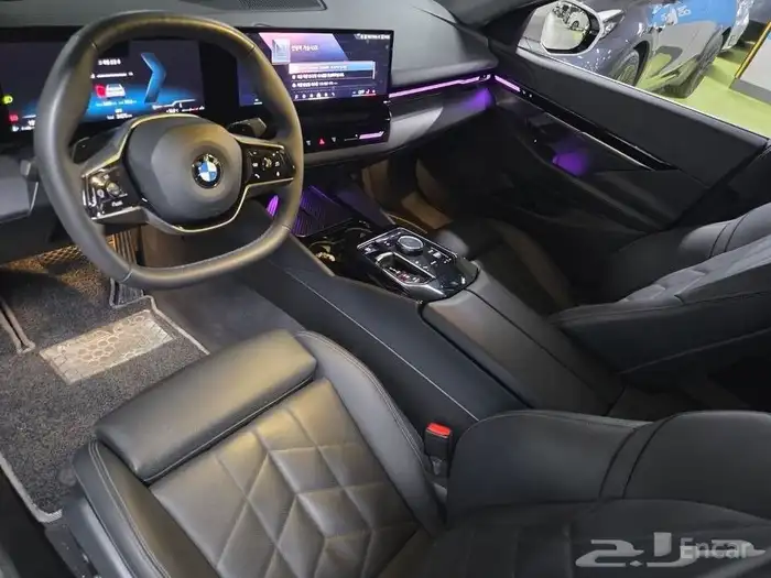 بي ام دبليوم - الفئة الخامسة (G60) 520i BMW 2024 4