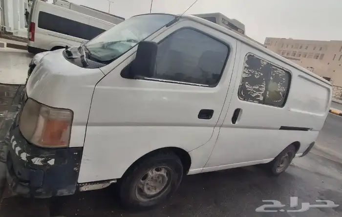 نيسان باص بضاعه 0