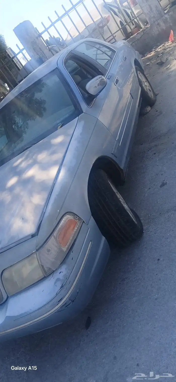 فورد فكتوريا موديل 2000 قطع غيار فقط مكينه قير شرط 1