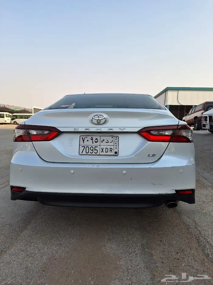 تويوتا كامري 2023 فئه LE 4