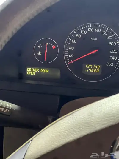 فولفو XC90 موديل 2008 للبيع   نظيفة جدا  الموديل  2008 index