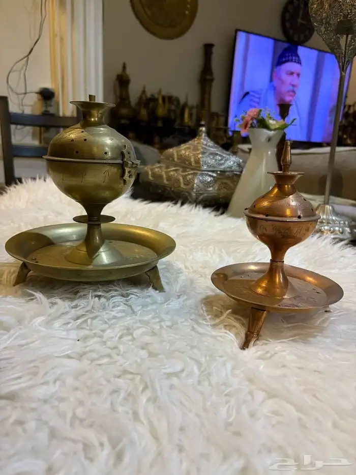 نحاسيات دلل لوحة مباخر فازات اسعار للك قطعه سعر 7