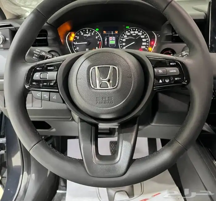 عرض خاااص هوندا HRV LX نص فل موديل 2025 بطاقه جمركية 8