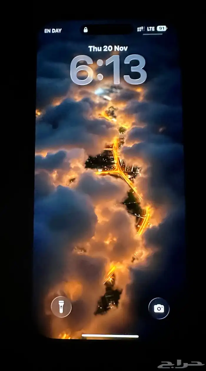 ايفون 16 برو ماكس 256 قيقا البطاريه 100  نظيف 1