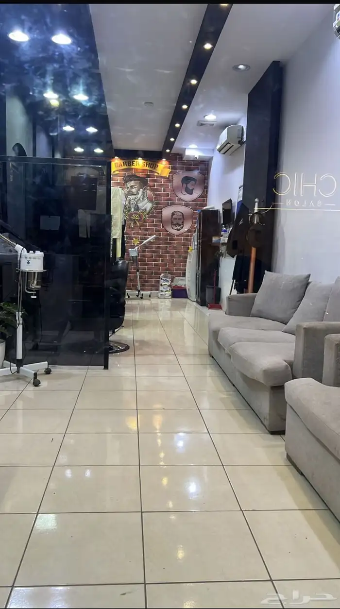 صالون للتقبيل عنيزه شارع الصالحيه 0