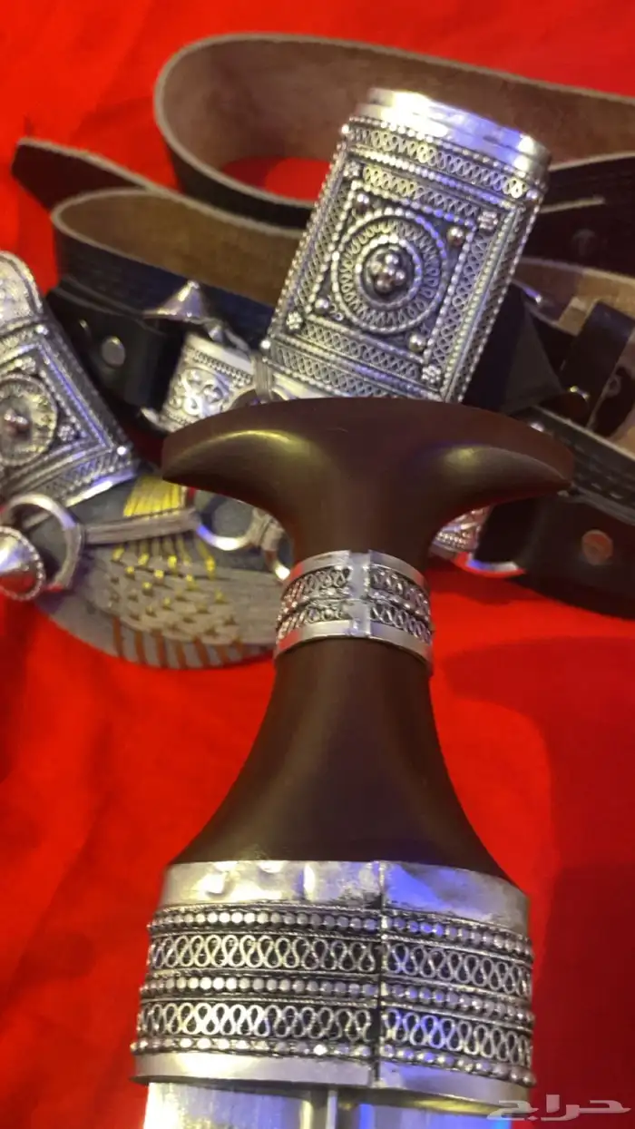 السلام عليكم عرض اليوم (جنبية ) او (خنجر) 2