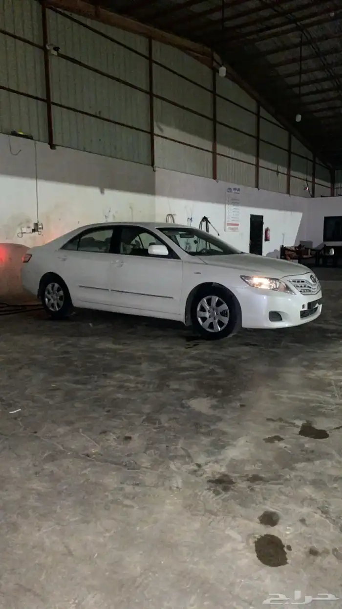 كامري 2010 قير عادي للبيع باقي المعلومات في الخاص 1