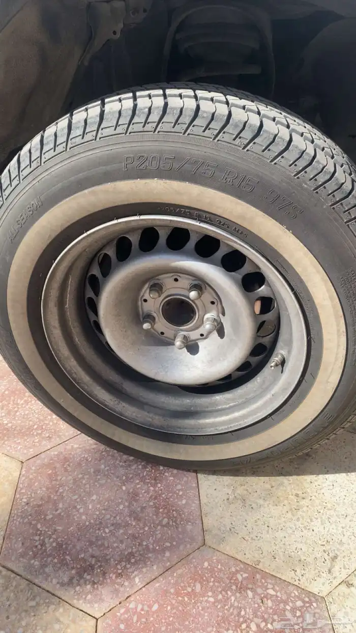 جنوط هايلوكس مديل 14 مع الكفرات جديده 0