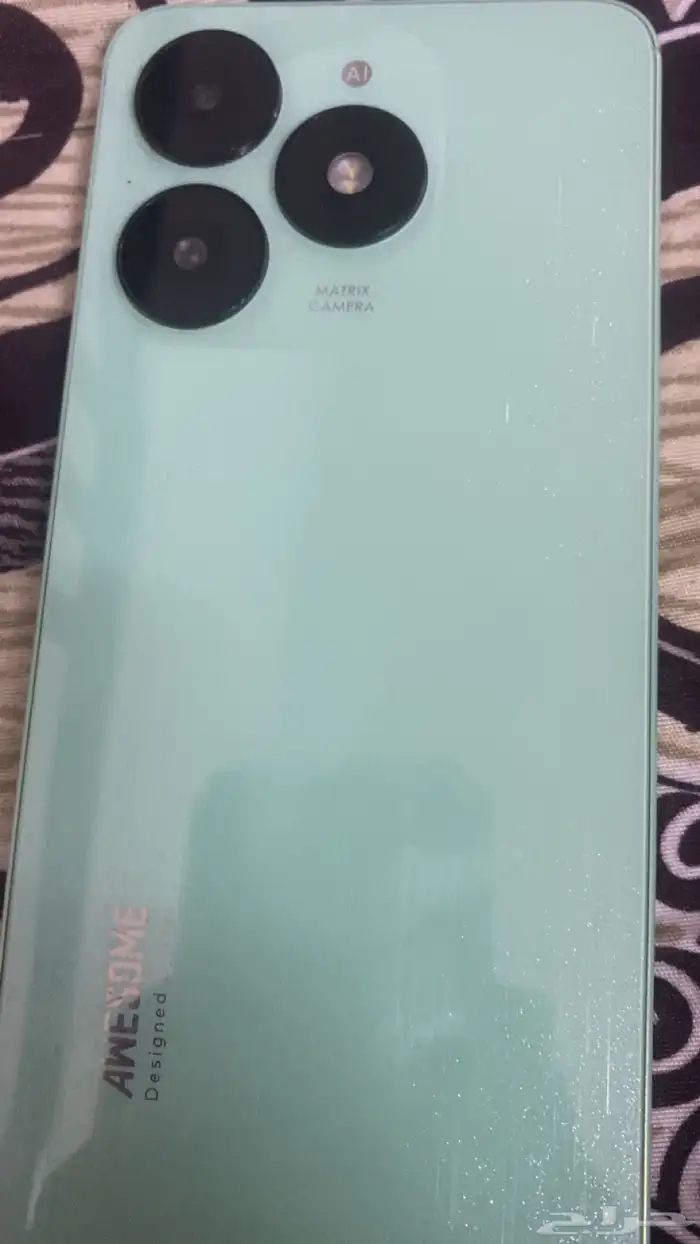 جوال مستخدم مكسور من الشاشه الاماميه فقط وبدون بيت شريحه 0