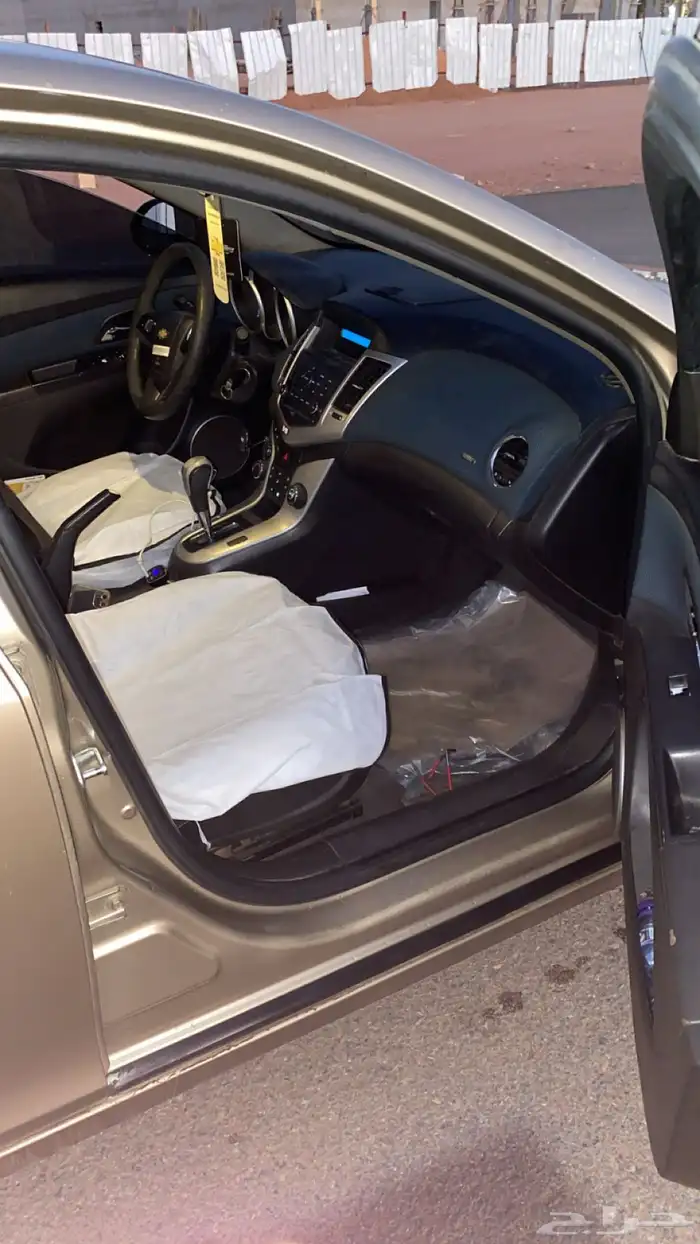 شفورلية كروز موديل2010 نظيف 12