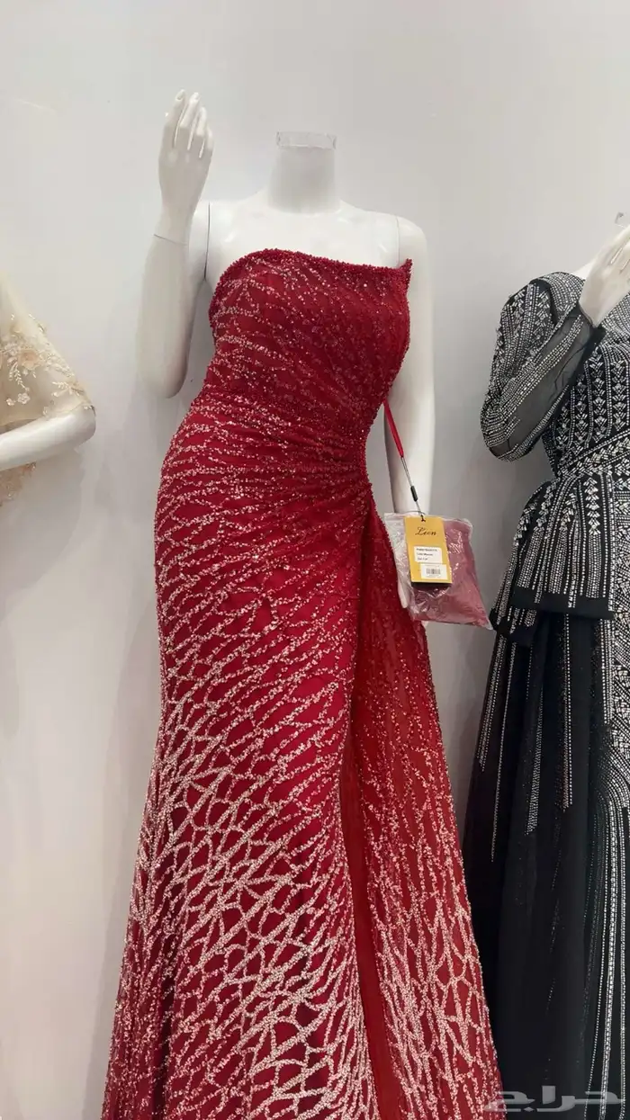 فستان احمر مقاس مديم سبب 0