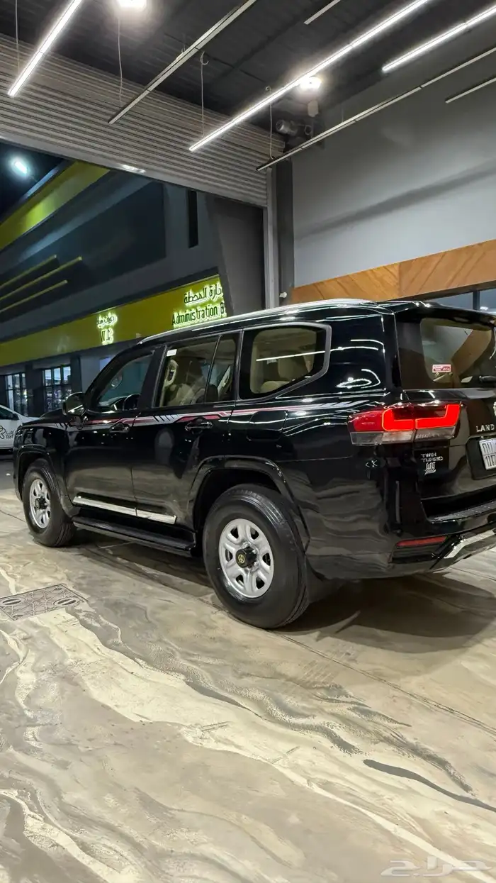 جكسار 2023 سعودي اسود 5