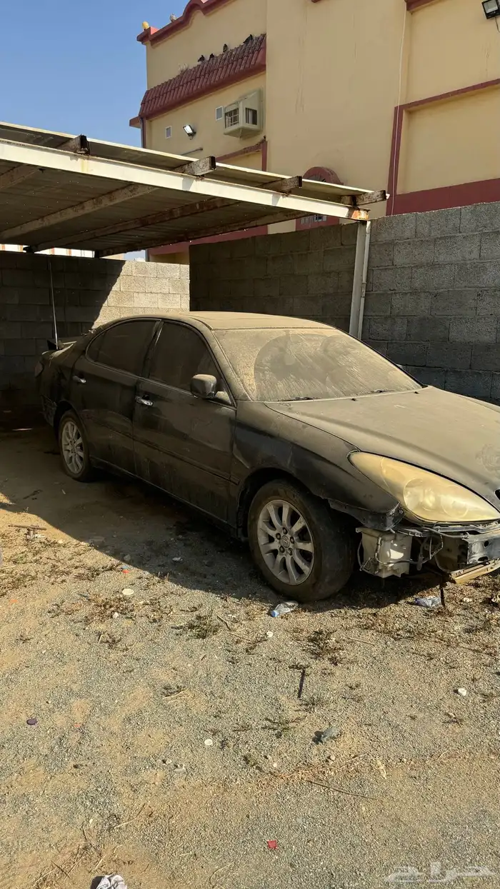 لكزس es300 مصدم للبيع تشليح كامل 1