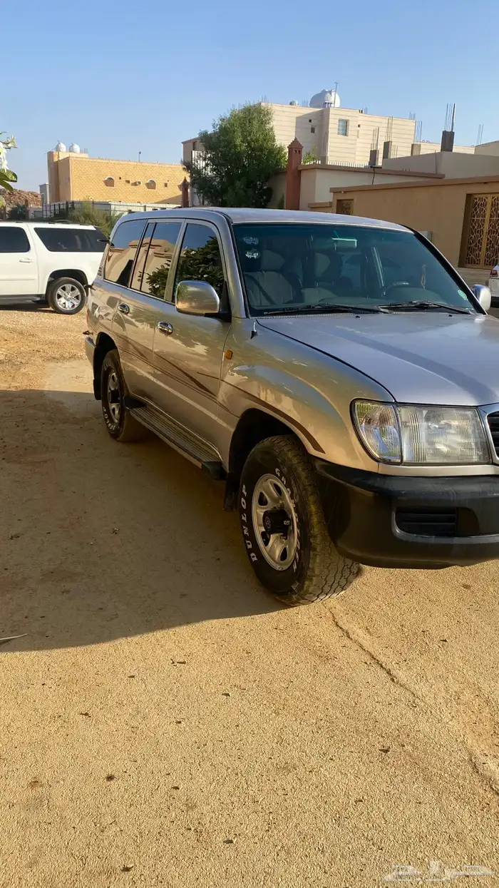 لاند كروزر 2001 3