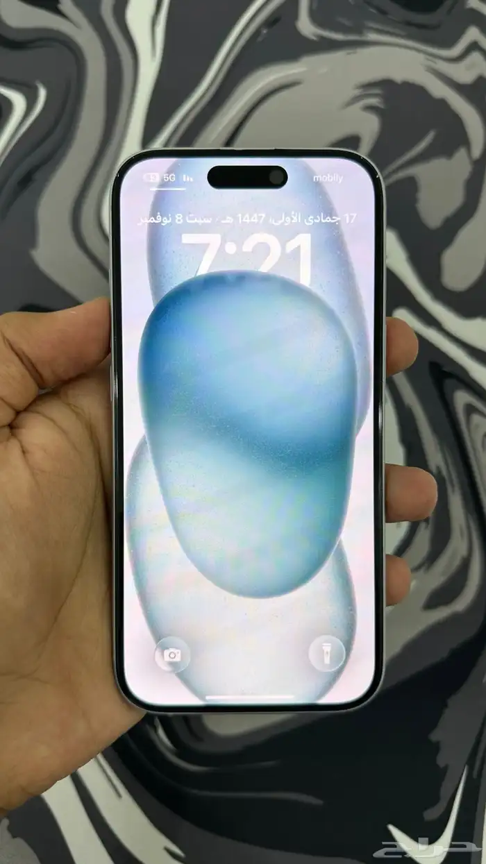 ايفون 15 نظيف 128 بكرتونه 2