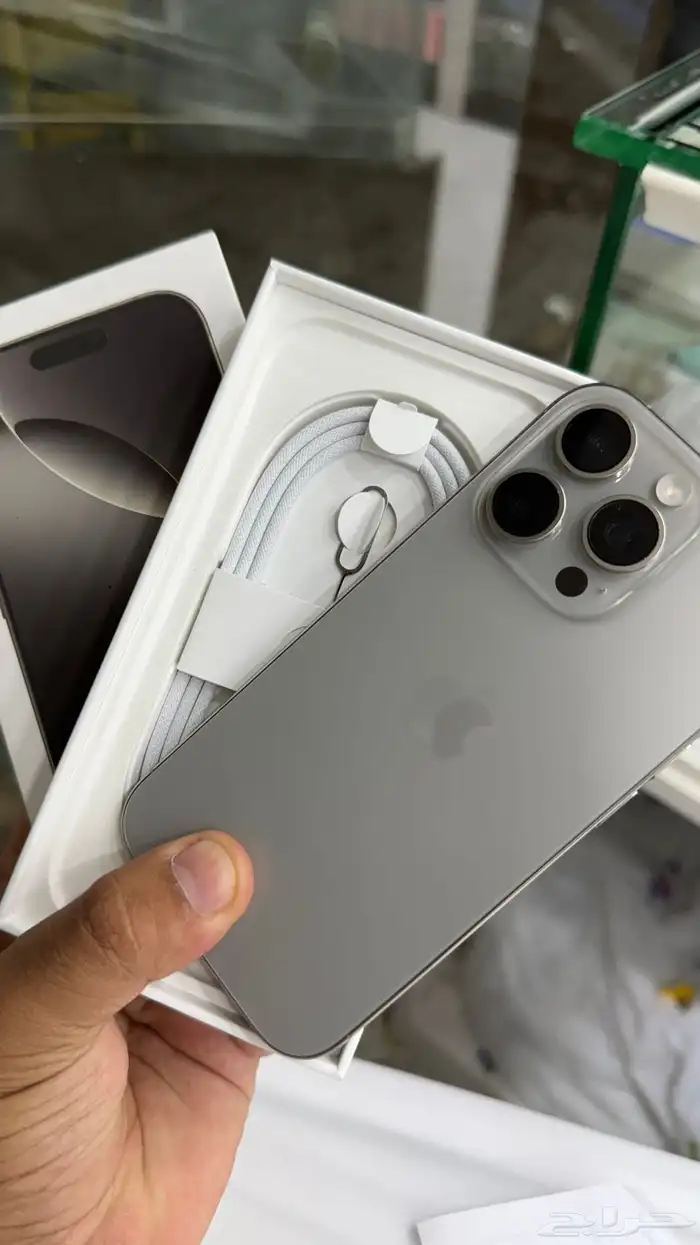 ايفون 16 برو 0