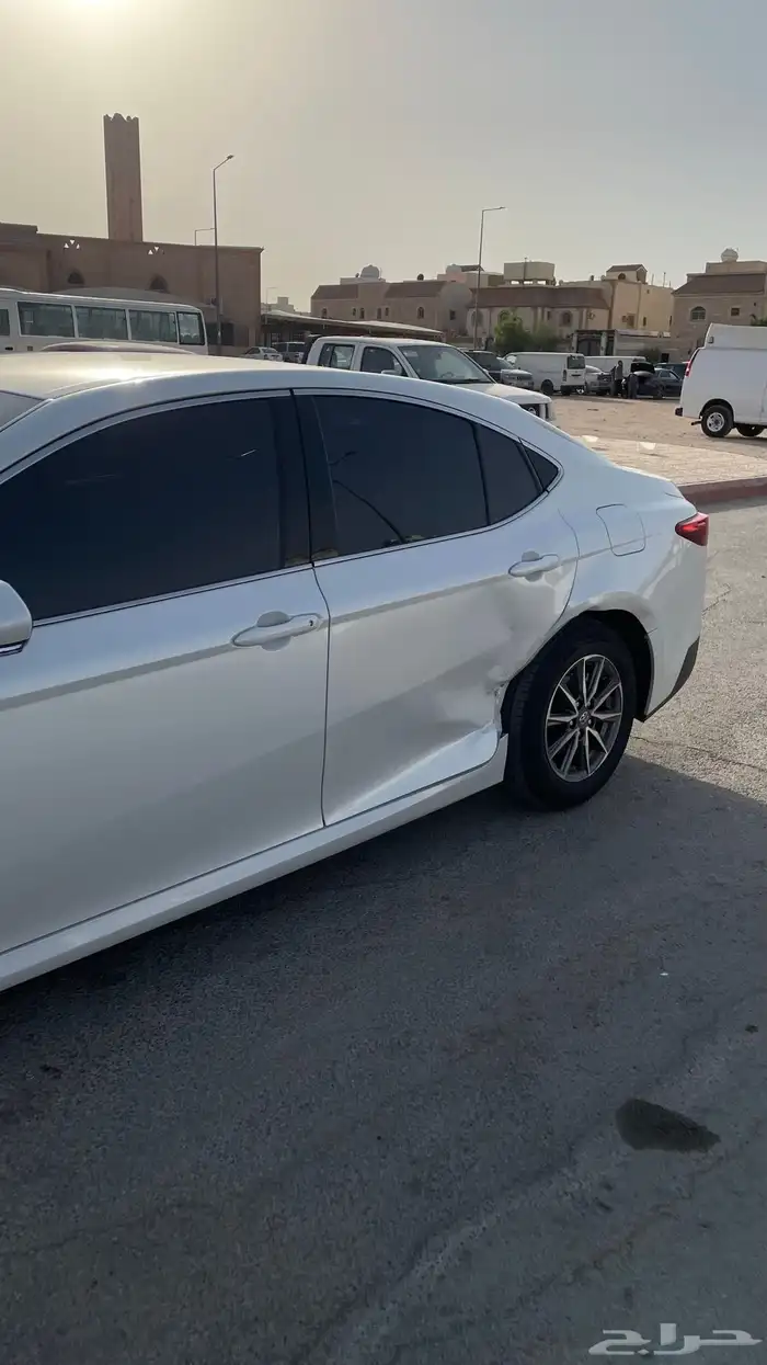 كامري 25 ابيض 3