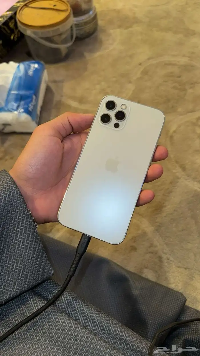 ايفون 12 برو 0